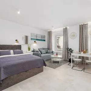 Srnec - Korzo Apartment