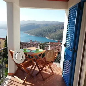 https://apartments-mare-losinjska-16.in-istria.net